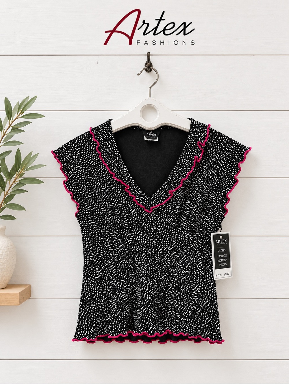 ARTEX Black & White Pattern Top Pink Trim NWT XL Y2K style